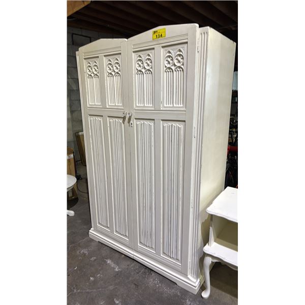 VINTAGE CREAM 2 DOOR WOODEN WARDROBE