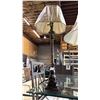 Image 3 : (2) VINTAGE SYTLE LAMPS