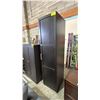 Image 1 : 3 -TIER UTILITY STORAGE CABINET