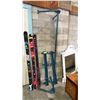 Image 1 : WALL MOUNT PULL-UP BAR
