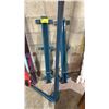 Image 2 : WALL MOUNT PULL-UP BAR