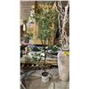Image 4 : (2) ARTIFICIAL HOME DECOR PLANTS AND A BEIGE VASE