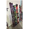 Image 2 : (3) PAIRS OF ZUMA SKIS