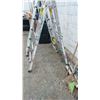Image 2 : 5' FOLDING ADJUSTABLE COMBINATION STEP LADDER