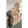 Image 2 : PALLET OF ASSORTED ESTATE GOODS INCLUDING; CLOTHING, KITCHENWARE, TOWELS & MORE