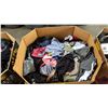 Image 2 : PALLET OF ASSORTED CLOTHING