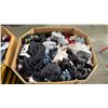 Image 2 : PALLET OF ASSORTED CLOTHING