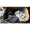 Image 3 : SHELF LOT OF ASSORTED CLOTHING