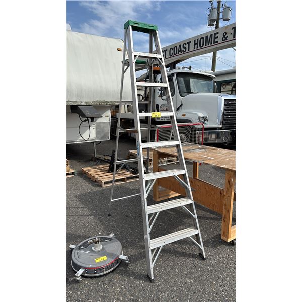 8' ALUMINUM STEP LADDER