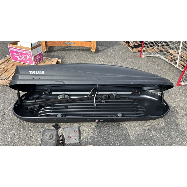 THULE SLIM ROOF STORAGE WITH ROOF RACK CONTENTS