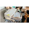 Image 1 : PALLET OF ASSORTED TILE