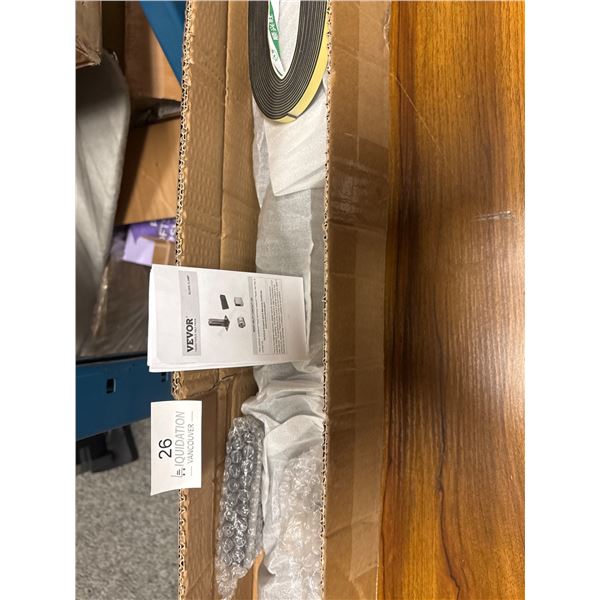 Brand New Glass Clamp