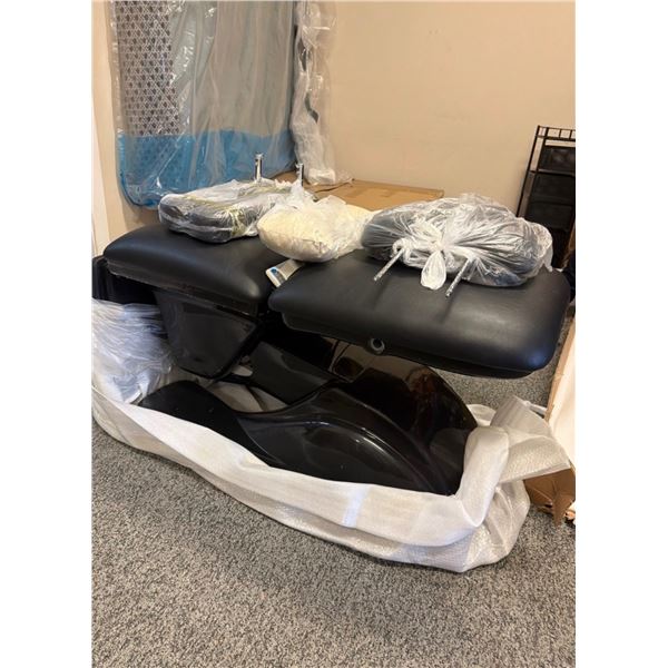 Professional Electric Massage Table – Black