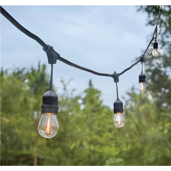 Tested Returned – Like New | 24-LED Commercial Outdoor String Lights | Edison Bulbs | Weath