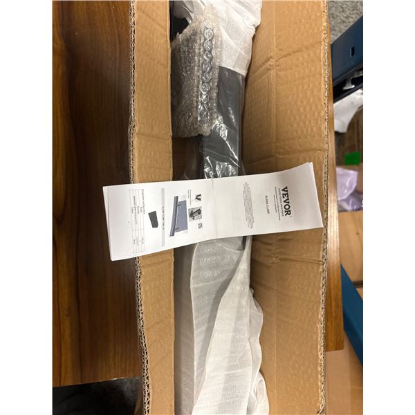 Brand New Glass Clamp YSBL01