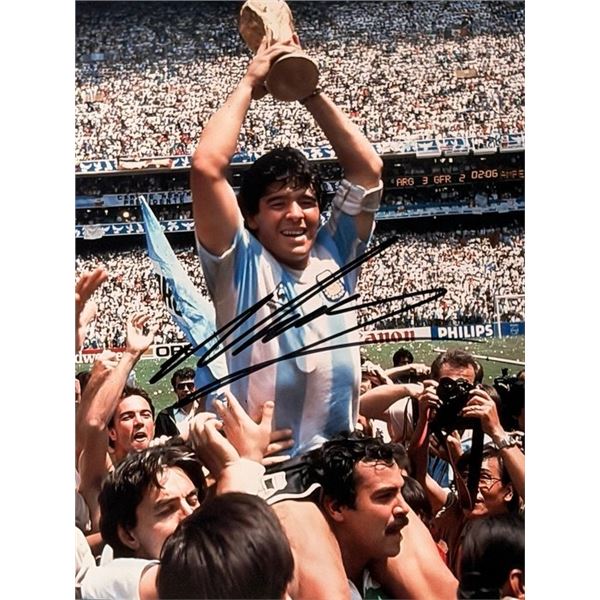World Cup 1986 Winner Diego Maradona signed photo