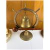 Image 4 : Brass-Like Home Decor