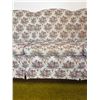 Image 3 : Floral Upholstered Couch