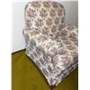 Image 3 : Floral Upholstered Chair