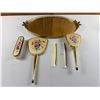 Image 1 : Vintage Vanity Decor