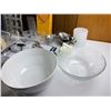 Image 2 : Lot of Baking & Kitchenware