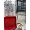 Image 6 : Lot of Baking & Kitchenware