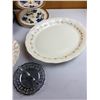 Image 2 : Kitchen Servingware Platters