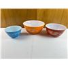 Image 1 : VIntage Pyrex Bowls