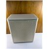 Image 1 : Vintage Laundry Hamper