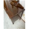 Image 3 : Vintage Vanity Table