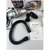 Image 2 : Handheld Steamer & Vacuum