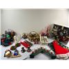 Image 1 : Christmas Candles & Decor