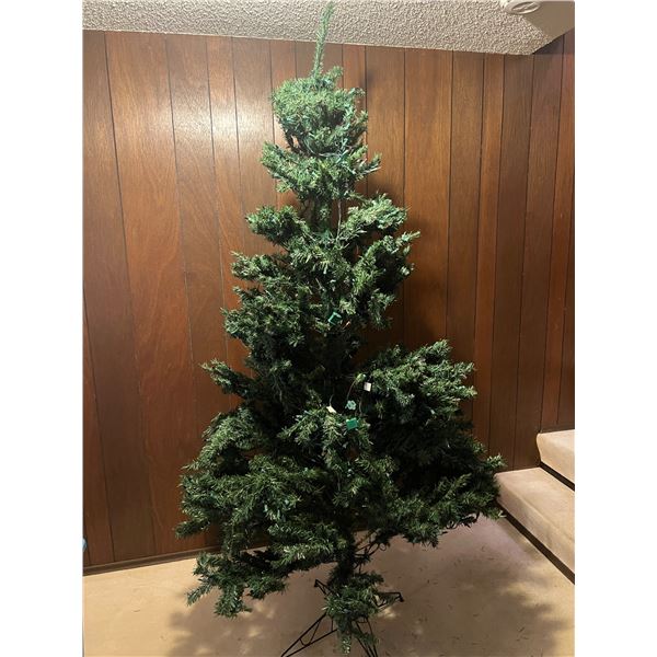 Pre-Lit Christmas Tree