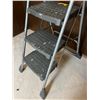Image 2 : Folding Cosco Step Ladder