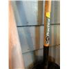 Image 5 : Shovels & Roof Rake