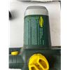 Image 4 : Chainsaws