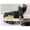 Image 5 : Chainsaws