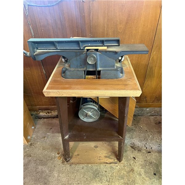 Woodworking Jointer & Bench