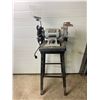 Image 1 : Delta 6" Trim -Line Bench Grinder