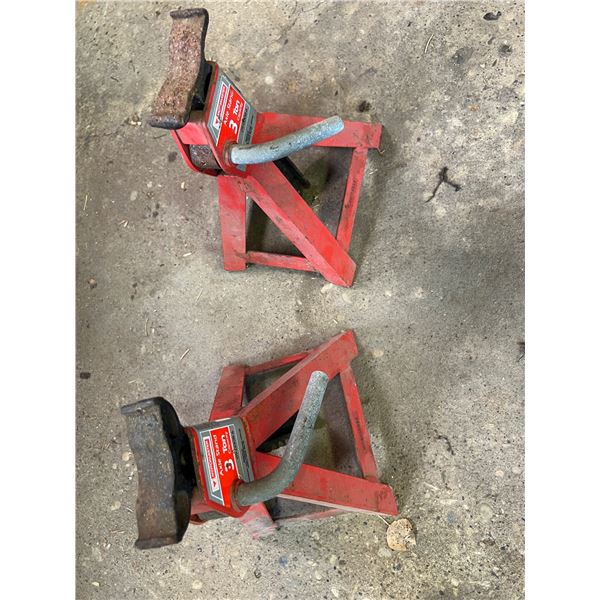 Motomaster 3 Ton Axle Stands
