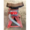 Image 3 : Motomaster 3 Ton Axle Stands