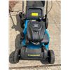 Image 2 : Yardworks Self-Propelled Lawnmower