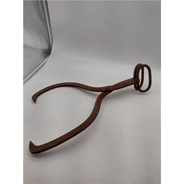 Antique Ice Tongs (C2)