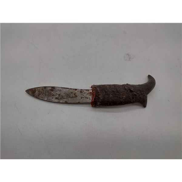 Handmade Knife with Authentic Horn Handle (C2)
