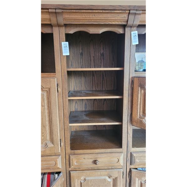 Wood Bookcase C