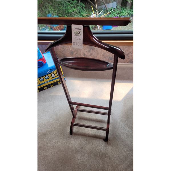Valet Stand A