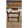 Image 3 : Valet Stand A