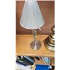 Image 4 : Lamps A