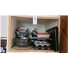 Image 1 : Bakeware A