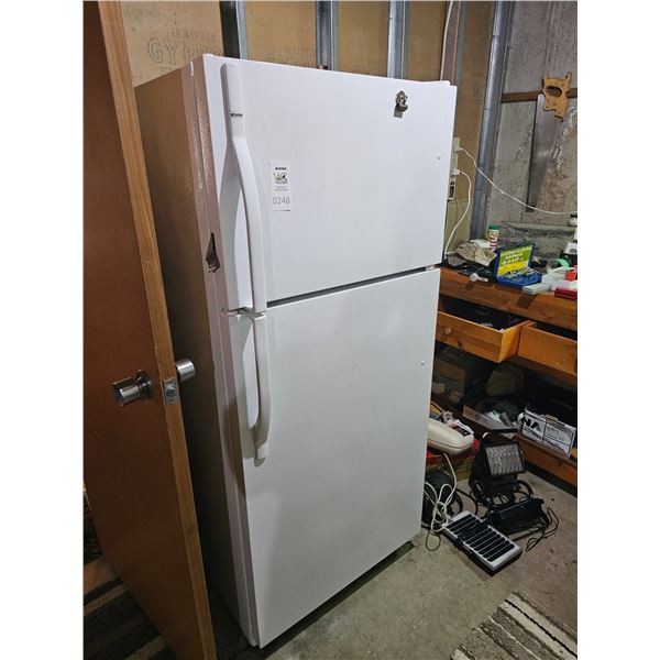 Kenmore Fridge Freezer C